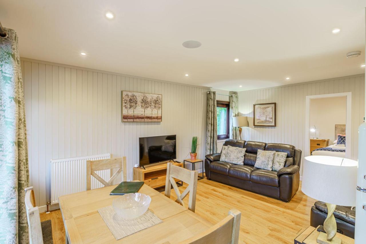 Birch Lodge 13 With Hot Tub Newton Stewart Eksteriør bilde